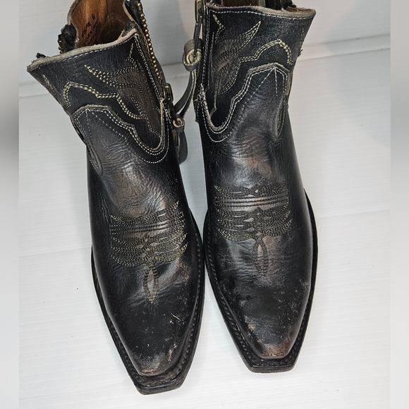 Freebird Wolfie Black distressed Western Ankle Bootie Size 6 - Picture 6 of 15